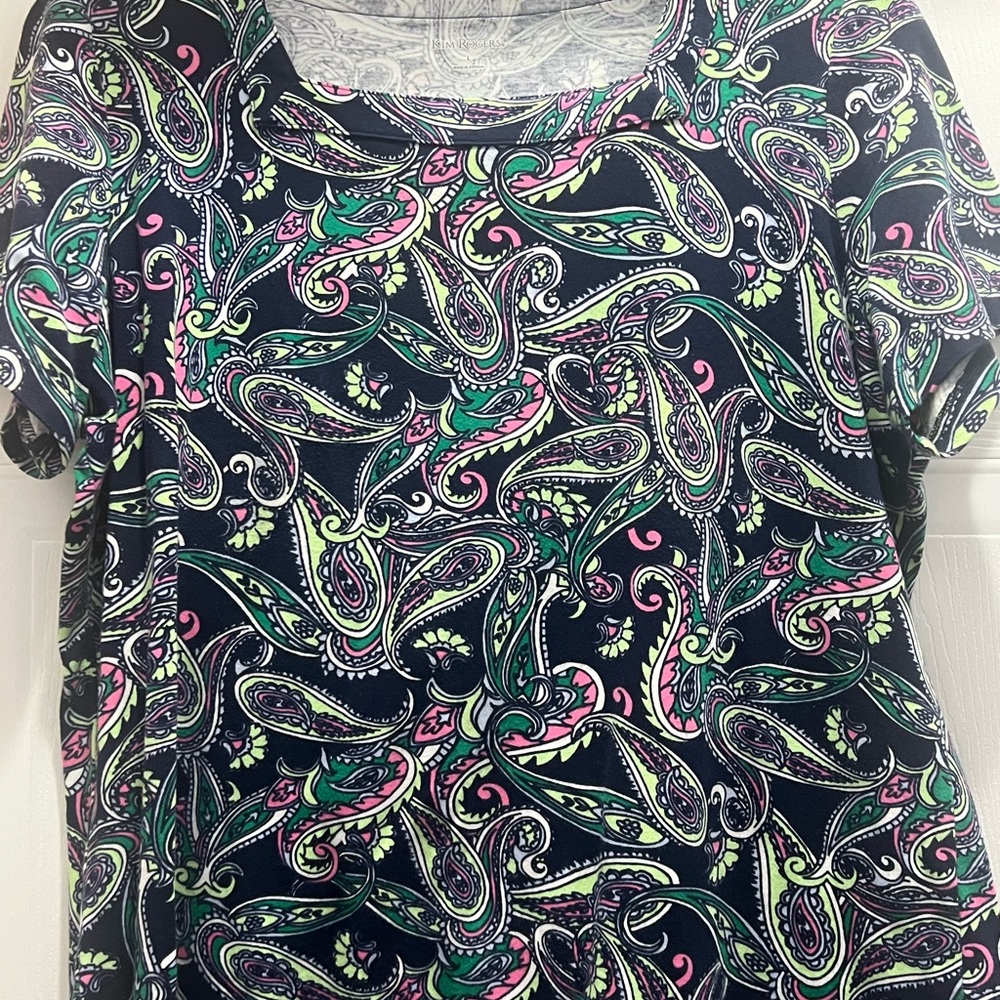Kim Rogers Navy and Pink Paisley Short Sleeve Top